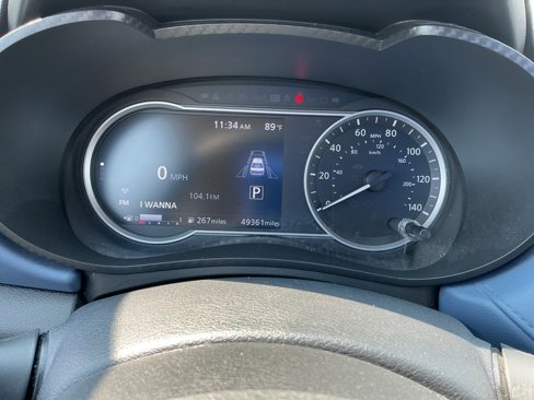 Used 2023 Nissan Versa SV image 20