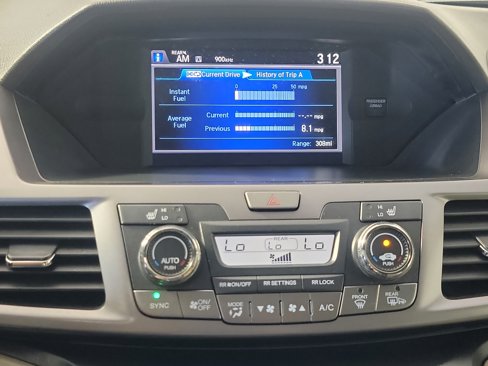 Used 2014 Honda Odyssey Touring Elite image 32