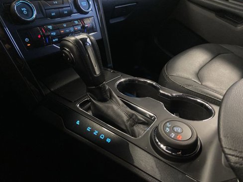 Used 2018 Ford Explorer XLT w/ Equipment Group 202A image 21
