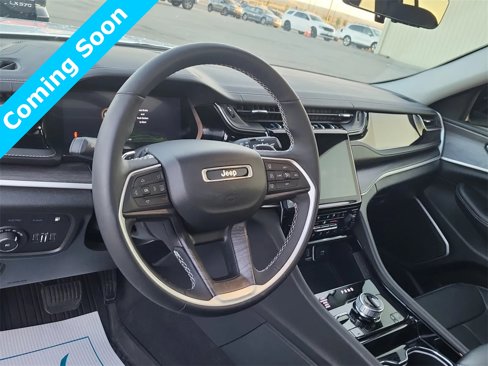 Used 2022 Jeep Grand Cherokee Limited 4xe w/ Luxury Tech Group II image 8
