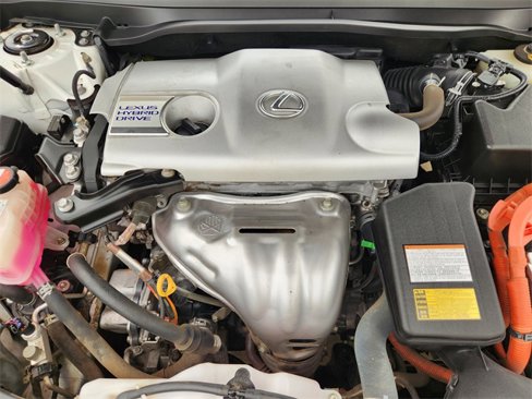 Used 2015 Lexus ES 300h w/ Navigation System Package image 9