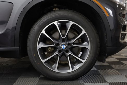 Used 2015 BMW X5 xDrive35d image 41