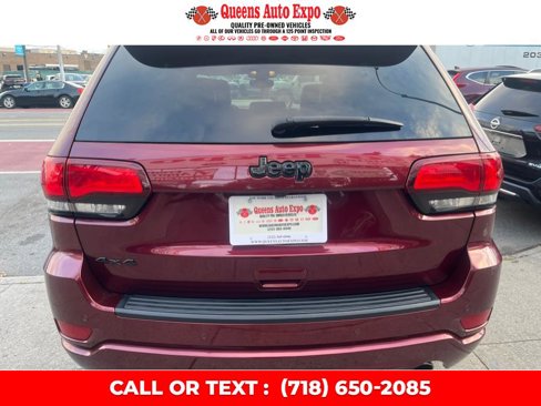 Used 2019 Jeep Grand Cherokee Altitude image 5