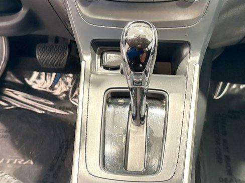 Used 2017 Nissan Sentra SV image 14