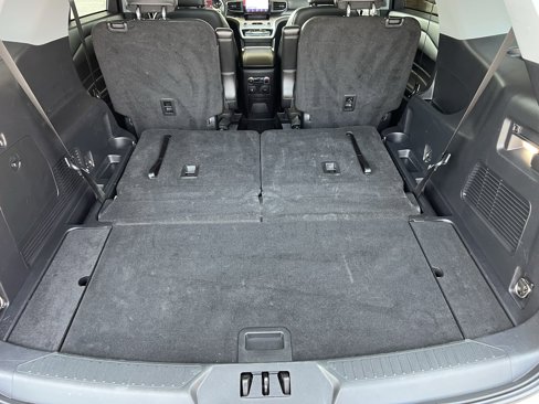 Used 2022 Ford Explorer XLT w/ Equipment Group 202A image 49