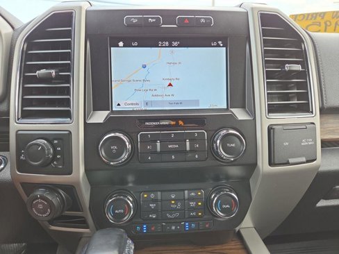 Used 2019 Ford F150 Lariat w/ FX4 Off-Road Package image 32