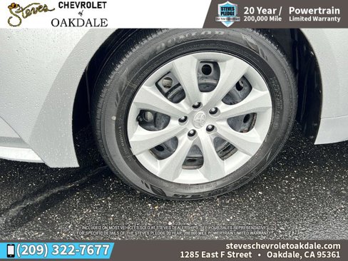 Used 2025 Toyota Corolla LE image 34