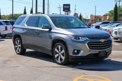 Used 2018 Chevrolet Traverse LT image 1