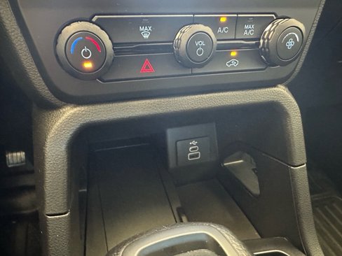 New 2025 Ford Ranger XL image 41