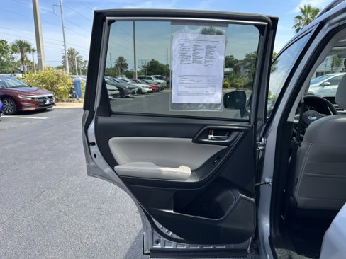 Used 2017 Subaru Forester 2.5i Limited w/ Popular Package #2 image 41
