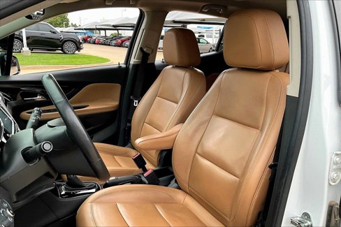 Used 2019 Buick Encore Essence image 7
