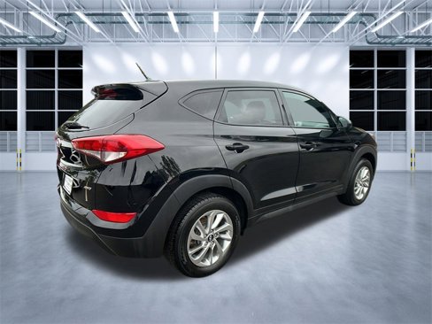 Used 2018 Hyundai Tucson SE w/ Cargo Package image 7