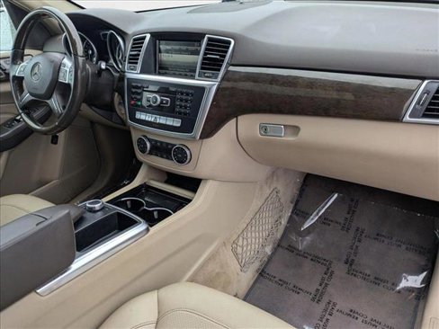 Used 2015 Mercedes-Benz ML 350 2WD image 21