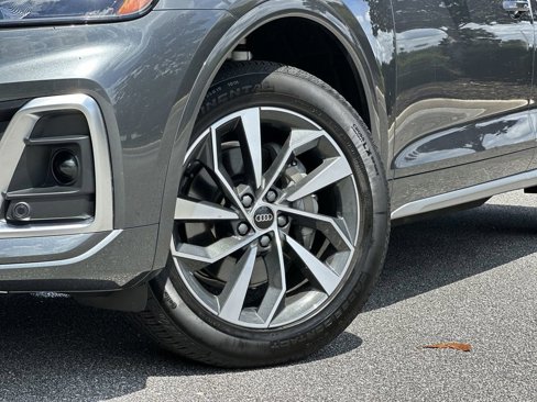 Used 2024 Audi Q5 2.0T Premium Plus w/ Premium Plus Package image 14