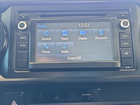 Used 2018 Toyota Tacoma SR image 14