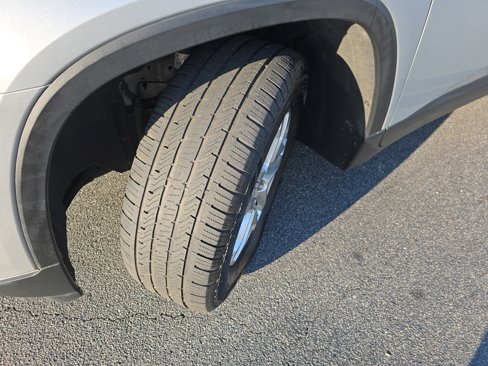 Used 2019 Chevrolet Traverse LT image 34