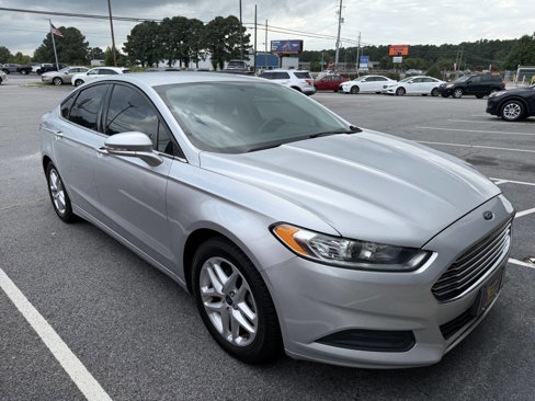 Used 2014 Ford Fusion SE image 6