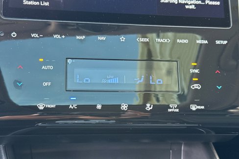 Used 2022 Hyundai Tucson Limited w/ Cargo Package image 19