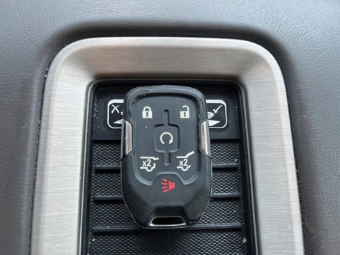 Used 2017 GMC Yukon Denali w/ Open Road Package image 27