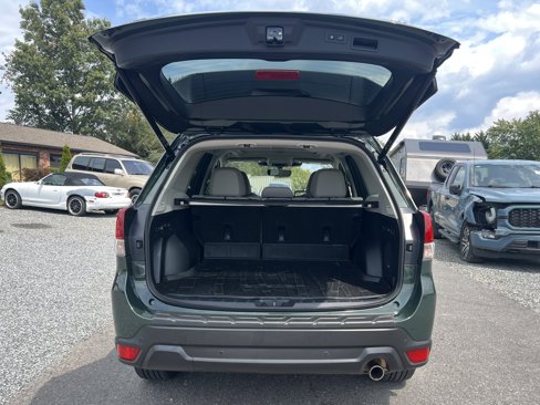 Used 2022 Subaru Forester Limited image 13
