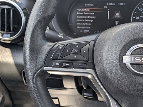 Used 2023 Nissan Kicks SV image 16