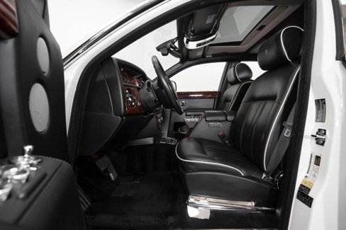 Used 2013 Rolls-Royce Phantom Sedan image 23