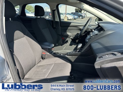 Used 2018 Ford Focus SE image 18