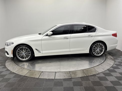 Used 2018 BMW 530i xDrive image 16
