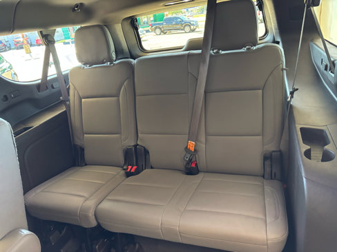 Used 2021 Chevrolet Suburban LT w/ Rear Media and Nav Package image 28