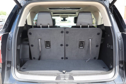 Used 2023 GMC Acadia Denali w/ Black Diamond Edition image 11
