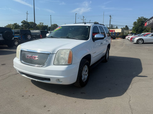 Used 2008 GMC Yukon SLT w/ SLT Preferred Equipment Group image 7