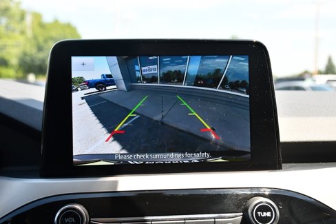 Used 2022 Ford Escape SE w/ Cold Weather Package image 25