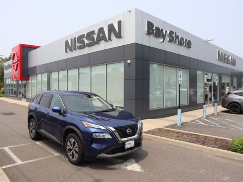 Certified 2023 Nissan Rogue SV image 1