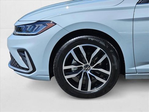 New 2025 Volkswagen Jetta SE image 10