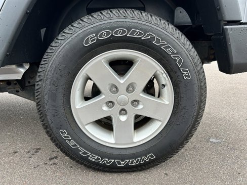 Certified 2015 Jeep Wrangler Unlimited Sport w/ Quick Order Package 24S image 11