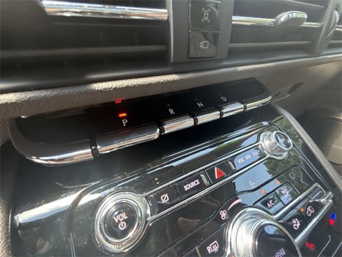 Used 2020 Lincoln Corsair Reserve image 20
