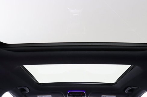 Used 2025 Mercedes-Benz C 300 4MATIC Sedan image 2