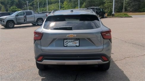 New 2025 Chevrolet Trax LT w/ Driver Confidence Package image 7