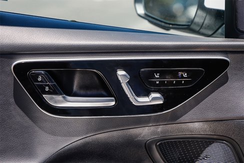 Used 2024 Mercedes-Benz C 300 Sedan image 22