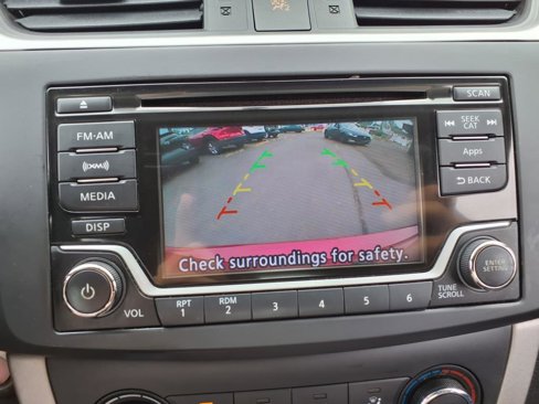 Used 2015 Nissan Sentra SV image 28