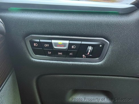 Used 2021 BMW X7 xDrive40i image 36