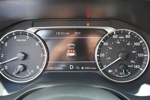 Used 2024 Nissan Rogue SV image 32