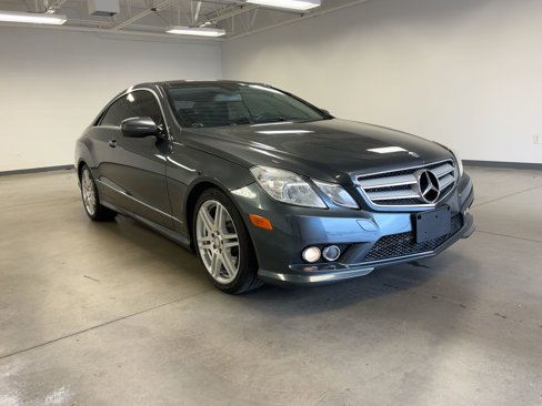 Used 2010 Mercedes-Benz E 550 Coupe image 6