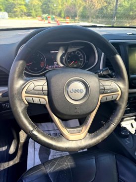 Used 2014 Jeep Cherokee Limited image 9