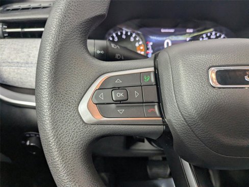 Used 2023 Jeep Compass Sport image 14