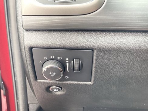 Used 2021 Jeep Grand Cherokee Laredo image 18