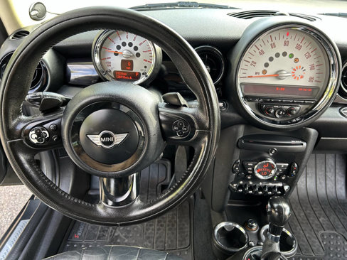 Used 2011 MINI Cooper S image 16