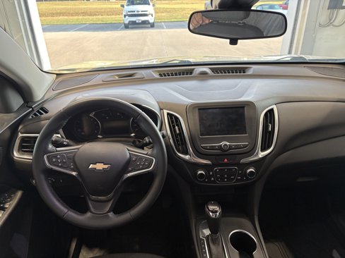 Used 2021 Chevrolet Equinox LT image 12