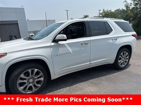 Used 2019 Chevrolet Traverse Premier w/ LPO, Floor Liner Package image 1