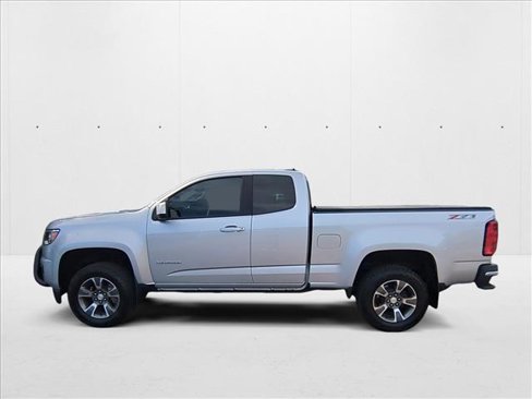 Used 2017 Chevrolet Colorado Z71 image 9